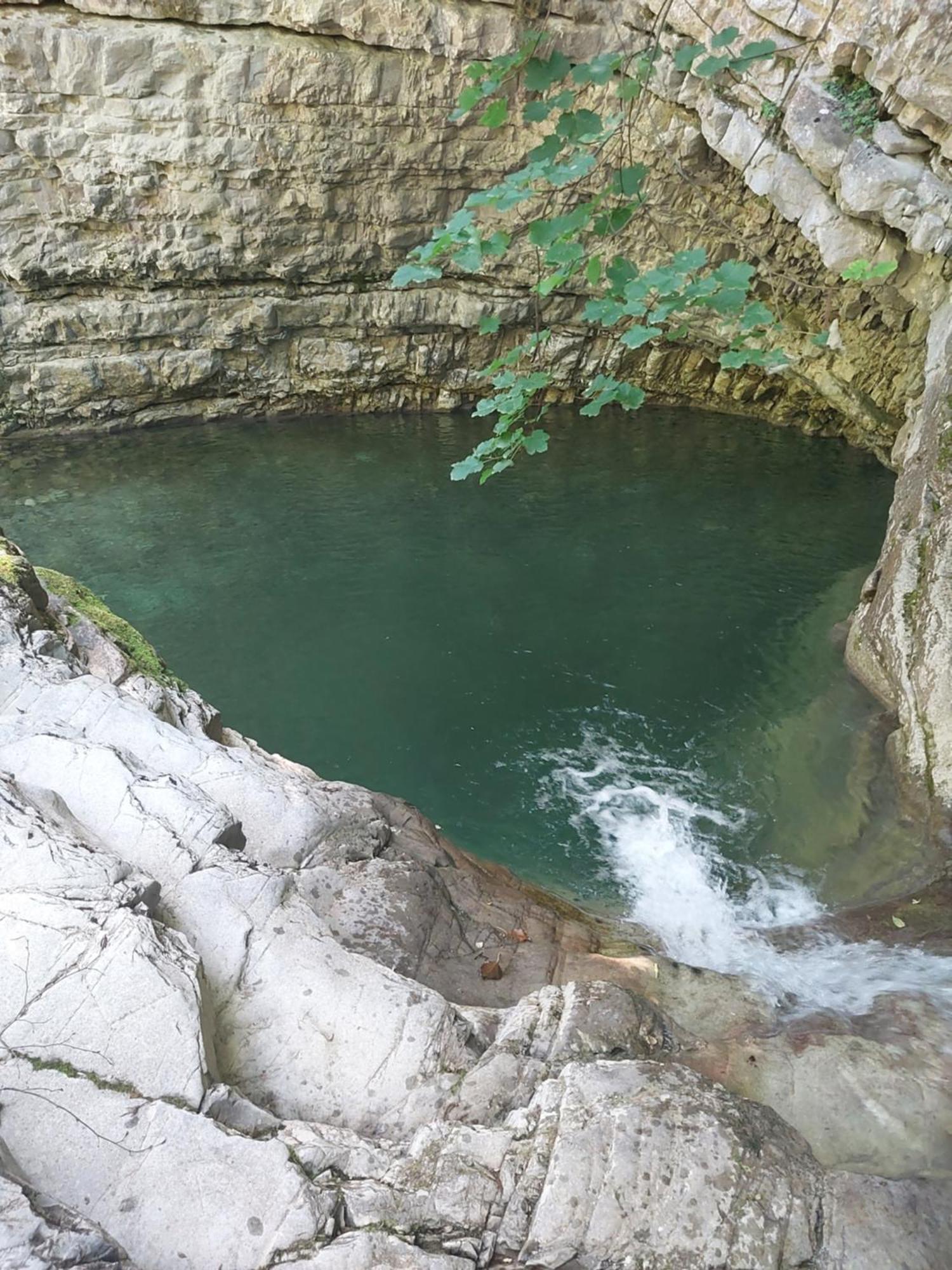 L'Oiseau Bleu Panzió Lucéram Kültér fotó